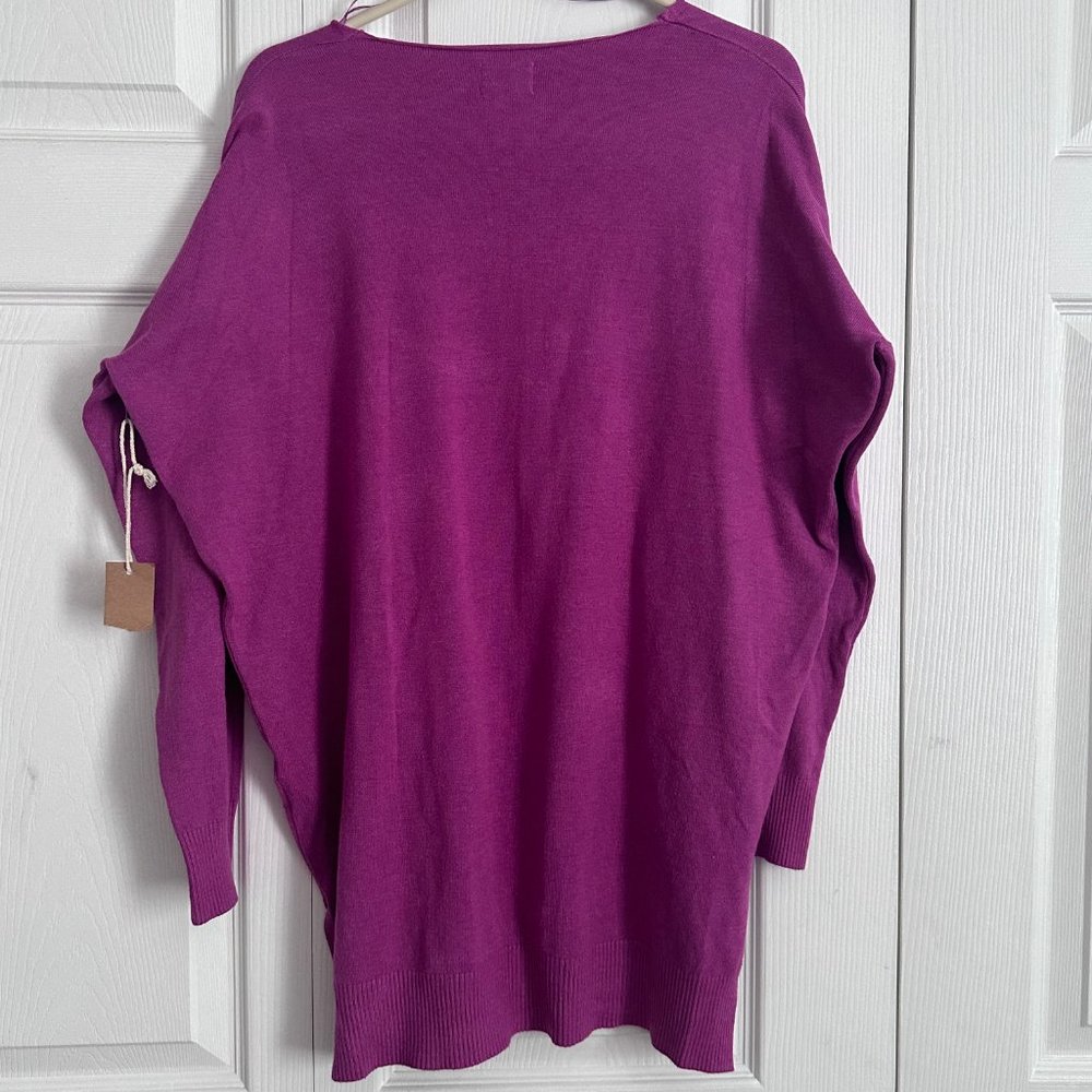 Sweater - Picture 3 of 3